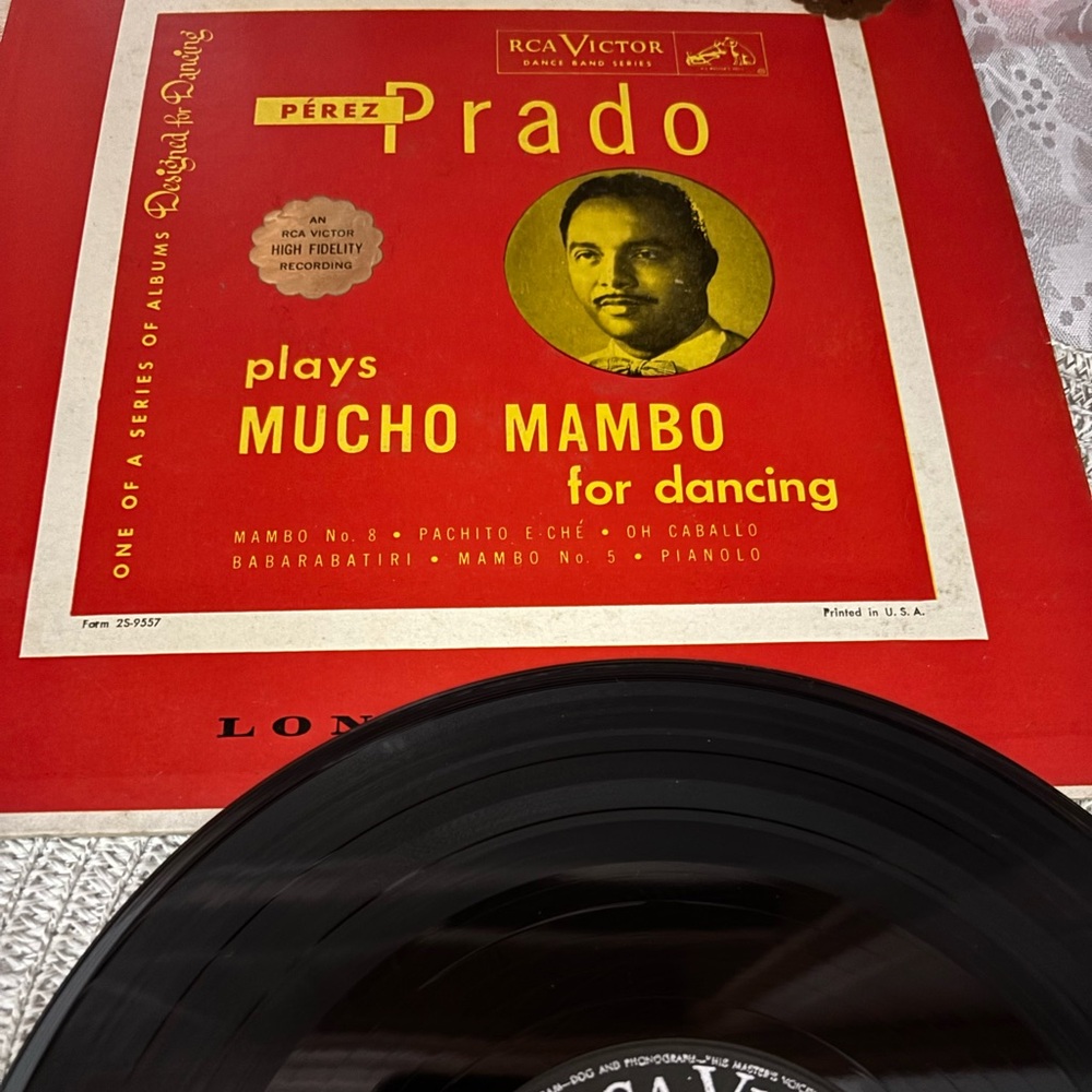 RCA Victor -Pérez Prado Plays Mucho Mambo for Dancing VTG record